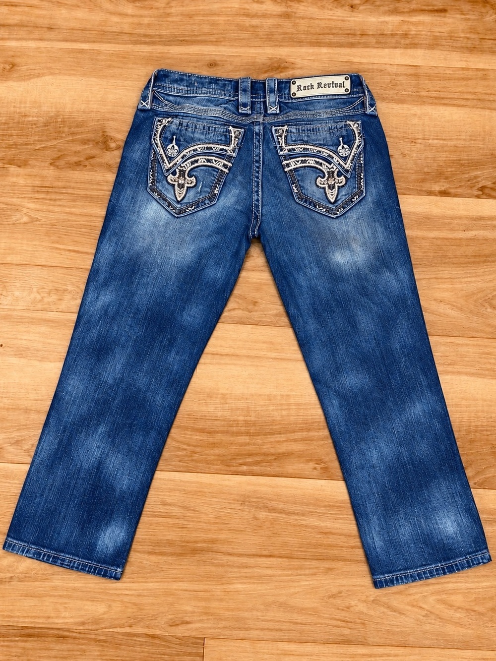 Rock Revival Alexia Crop Jeans Women’s 27 Low Rise Stretch Distressed EUC - Picture 2 of 13